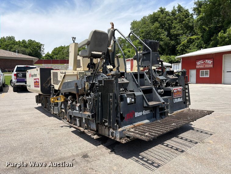 image for item DQ7792 Ingersoll-Rand PF-4410 paver