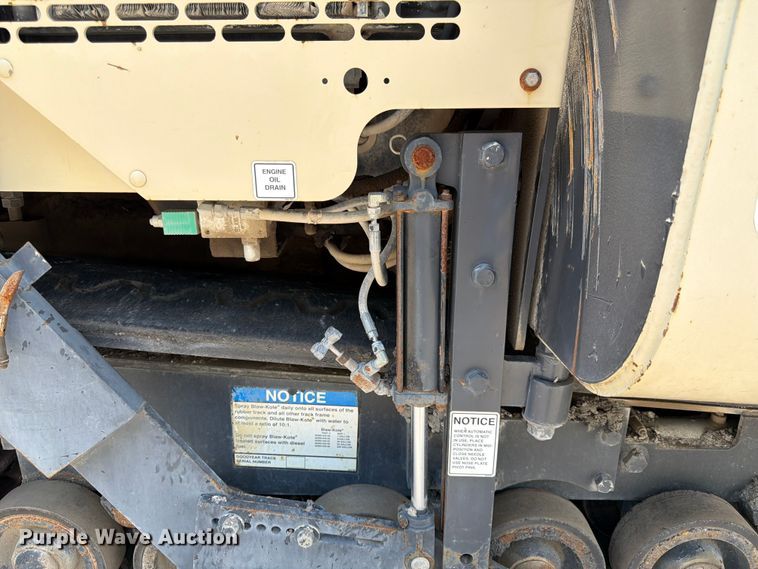 image for item DQ7792 Ingersoll-Rand PF-4410 paver