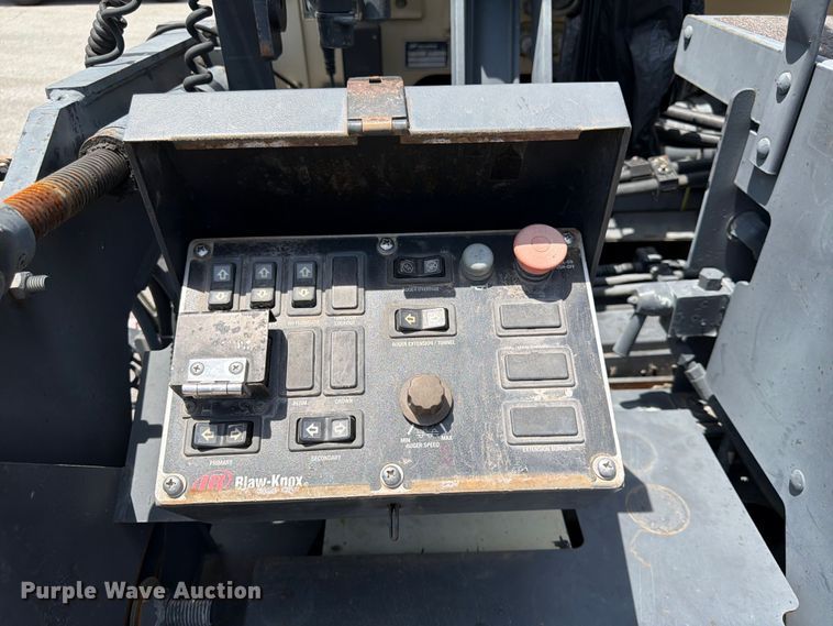 image for item DQ7792 Ingersoll-Rand PF-4410 paver