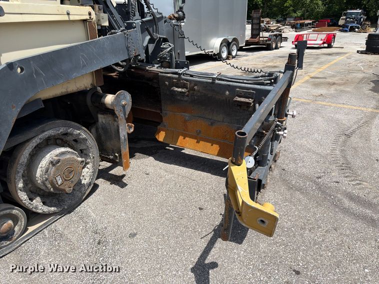 image for item DQ7792 Ingersoll-Rand PF-4410 paver