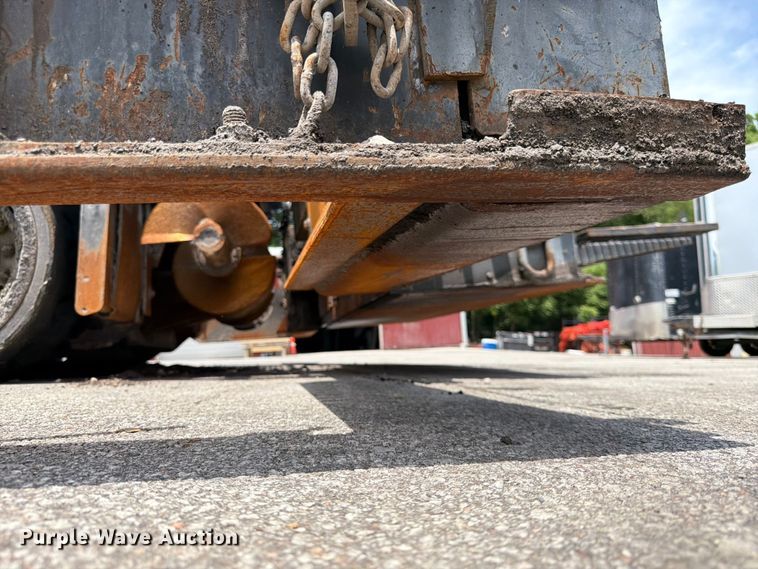 image for item DQ7792 Ingersoll-Rand PF-4410 paver