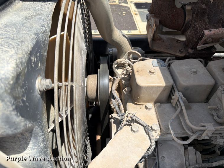 image for item DQ7792 Ingersoll-Rand PF-4410 paver