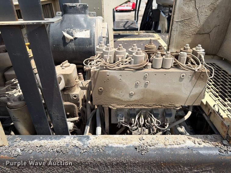 image for item DQ7792 Ingersoll-Rand PF-4410 paver