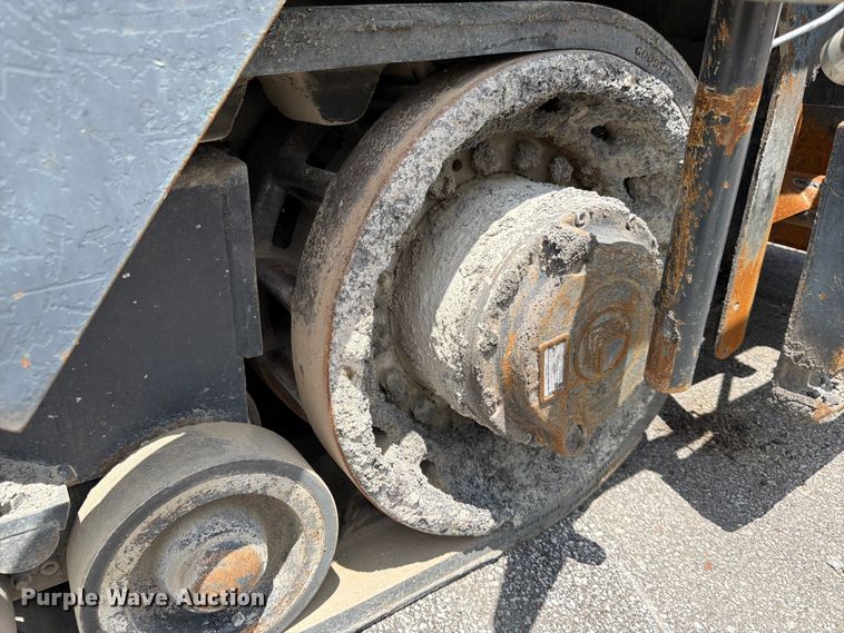 image for item DQ7792 Ingersoll-Rand PF-4410 paver