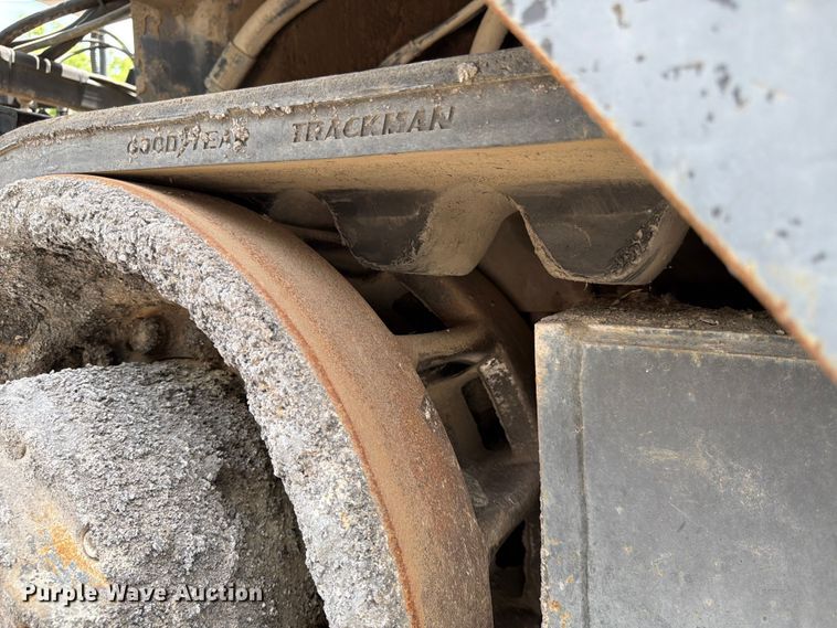 image for item DQ7792 Ingersoll-Rand PF-4410 paver