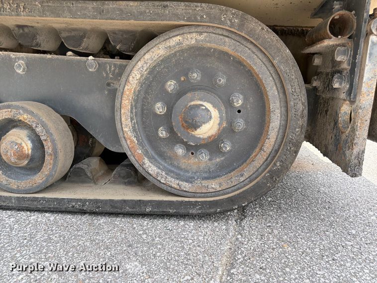 image for item DQ7792 Ingersoll-Rand PF-4410 paver