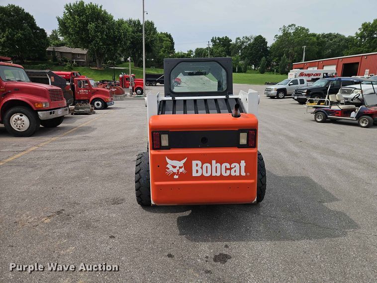 image for item DQ7793 1999 Bobcat 763 skid steer loader