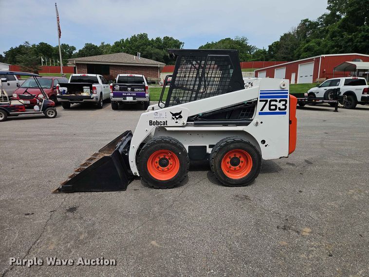 image for item DQ7793 1999 Bobcat 763 skid steer loader