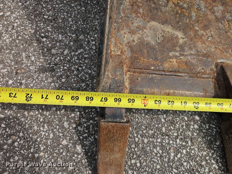 image for item DQ7793 1999 Bobcat 763 skid steer loader