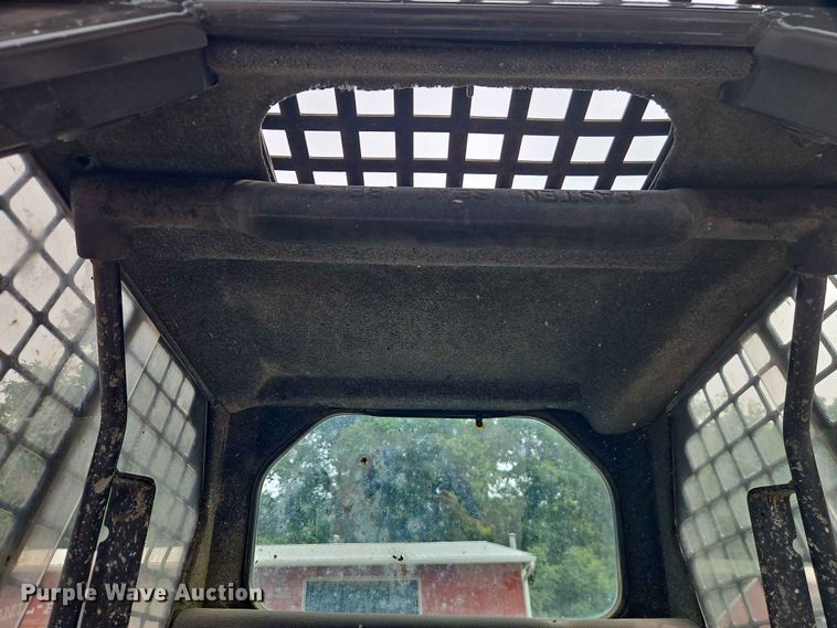 image for item DQ7793 1999 Bobcat 763 skid steer loader