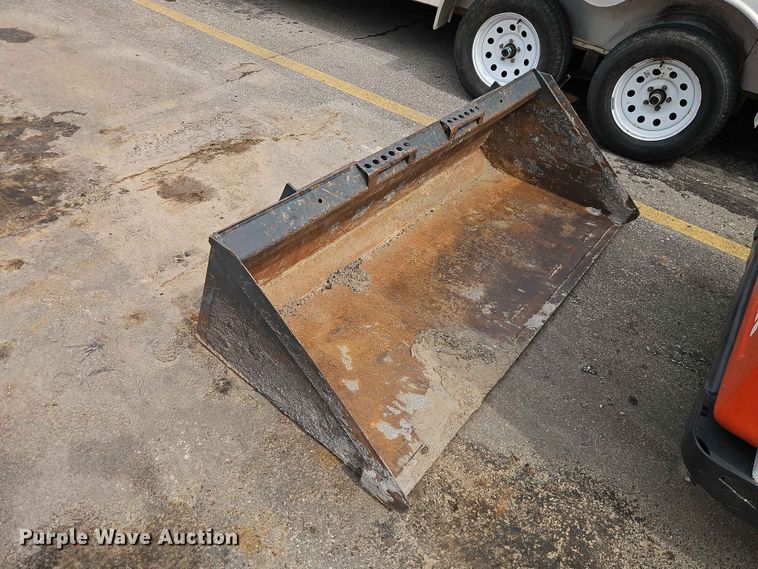 image for item DQ7793 1999 Bobcat 763 skid steer loader