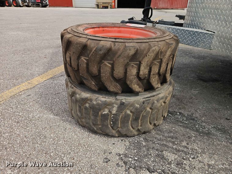 image for item DQ7793 1999 Bobcat 763 skid steer loader