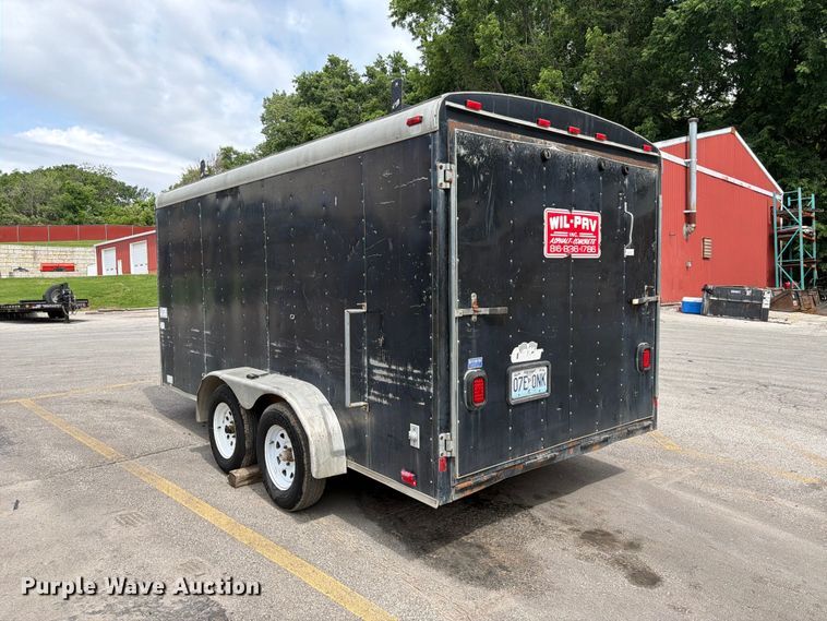 image for item DQ7794 2002 Forest River CMN035422 enclosed cargo trailer