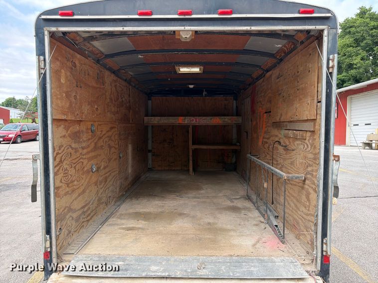 image for item DQ7794 2002 Forest River CMN035422 enclosed cargo trailer