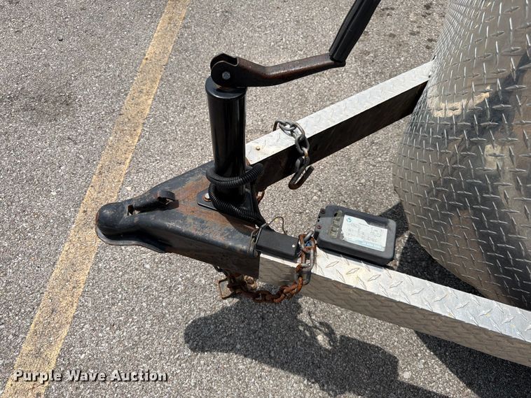 image for item DQ7795 2018 Big Horn Trailer EC 7 16 TA enclosed cargo trailer