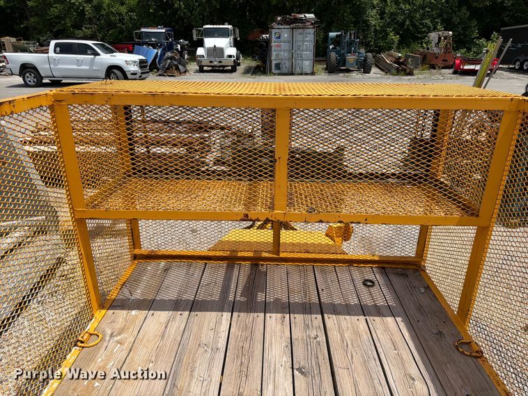 image for item DQ7797 2006 Felling Trailers utility trailer