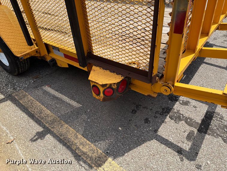image for item DQ7797 2006 Felling Trailers utility trailer