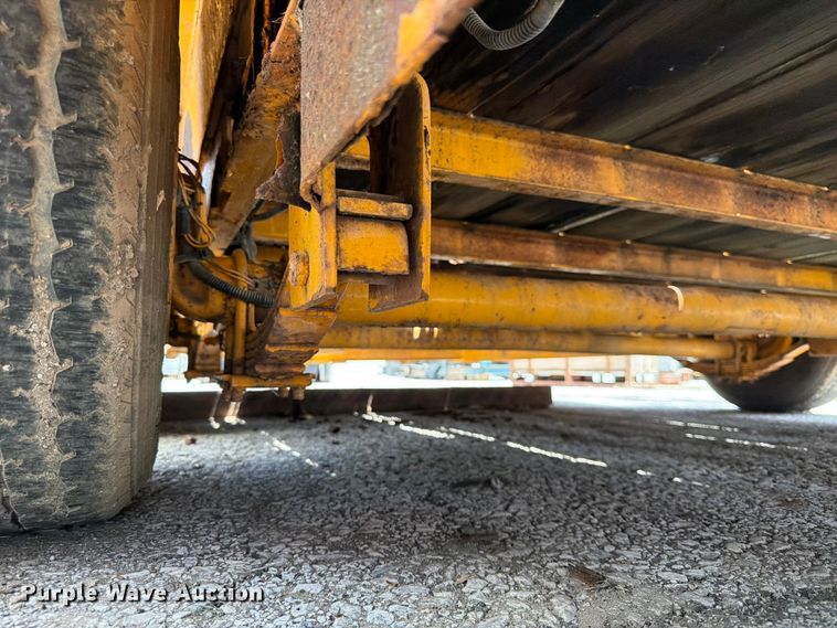 image for item DQ7797 2006 Felling Trailers utility trailer