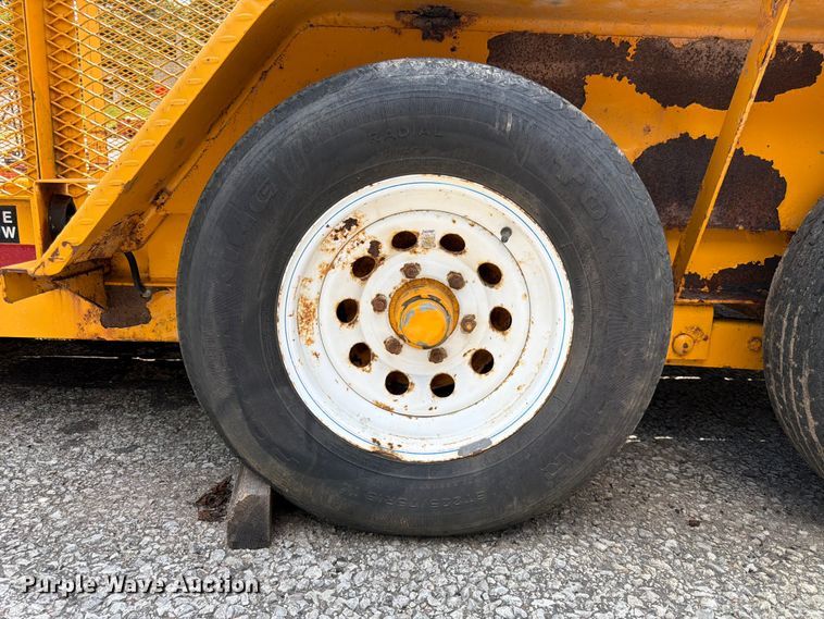 image for item DQ7797 2006 Felling Trailers utility trailer