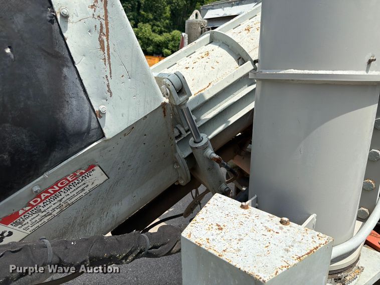 image for item DQ7800 Power Curber 5700B curb machine