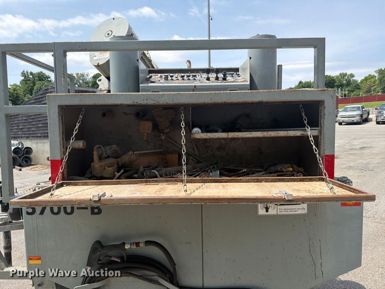 image for item DQ7800 Power Curber 5700B curb machine