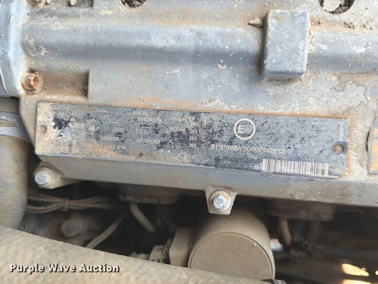 image for item DQ7800 Power Curber 5700B curb machine