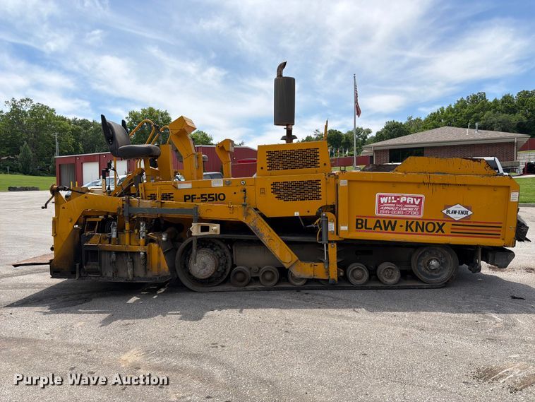 image for item DQ7801 Blaw-Knox PF-5510 paver