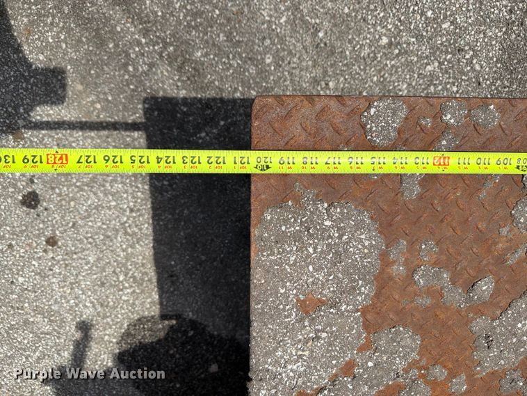 image for item DQ7801 Blaw-Knox PF-5510 paver