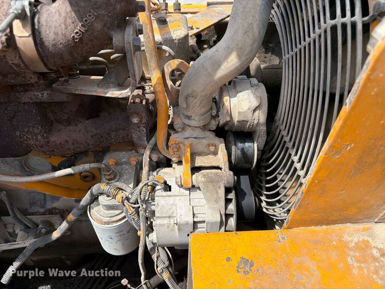 image for item DQ7801 Blaw-Knox PF-5510 paver