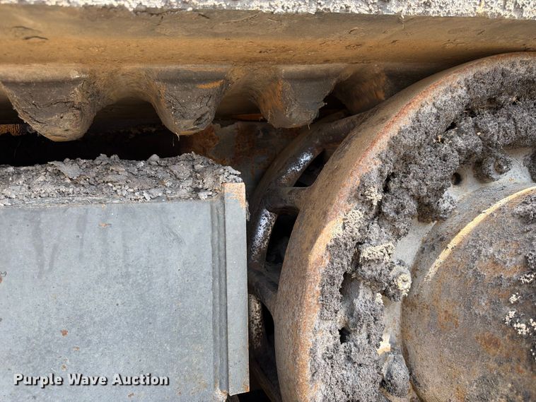 image for item DQ7801 Blaw-Knox PF-5510 paver