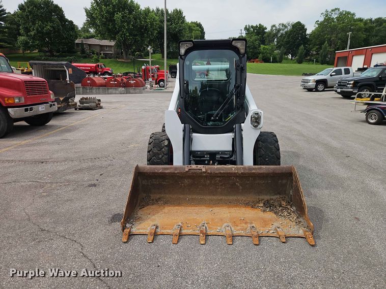 image for item DQ7803 2016 Bobcat S650 skid steer loader