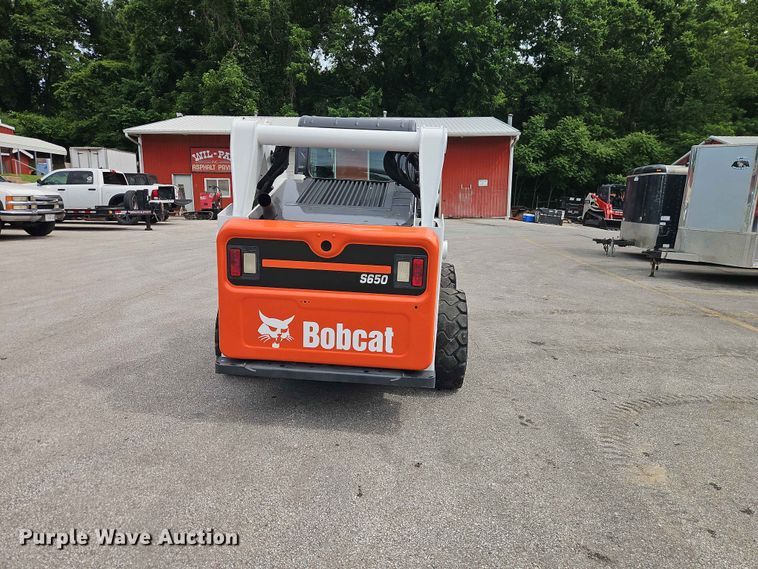 image for item DQ7803 2016 Bobcat S650 skid steer loader