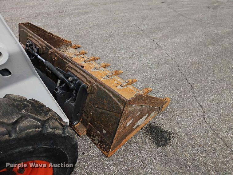 image for item DQ7803 2016 Bobcat S650 skid steer loader