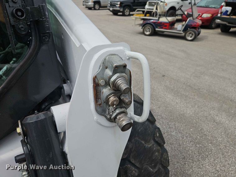 image for item DQ7803 2016 Bobcat S650 skid steer loader