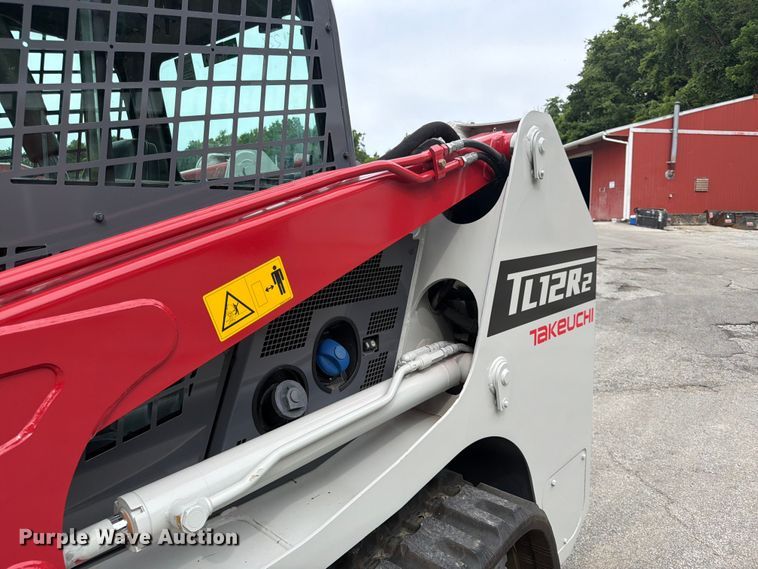 image for item DQ7804 2019 Takeuchi TL12R2 skid steer loader