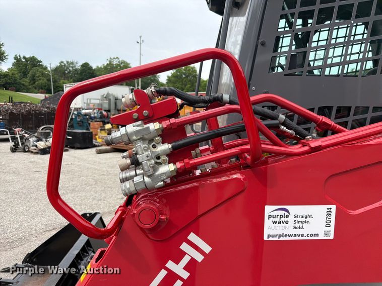 image for item DQ7804 2019 Takeuchi TL12R2 skid steer loader