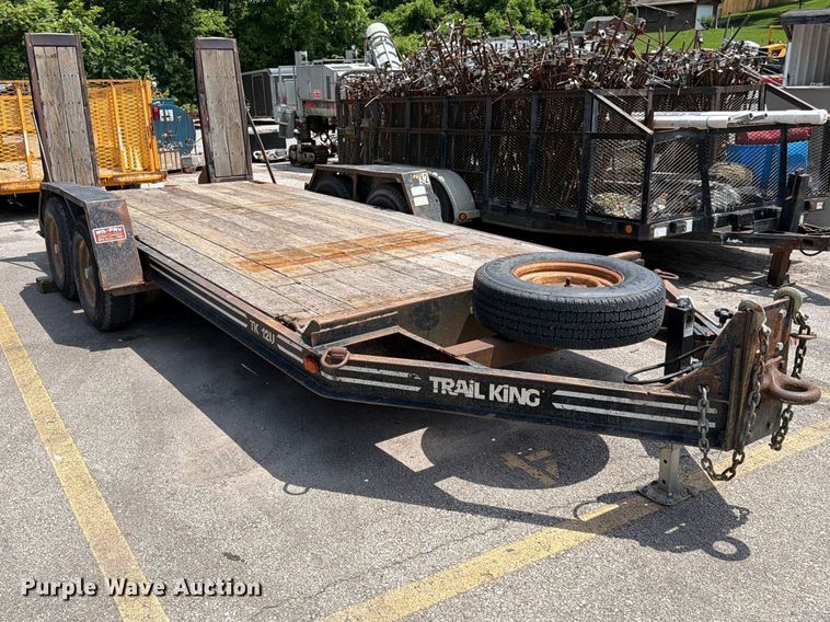 image for item DQ7805 1989 Trail King TK1U-1600 equipment trailer