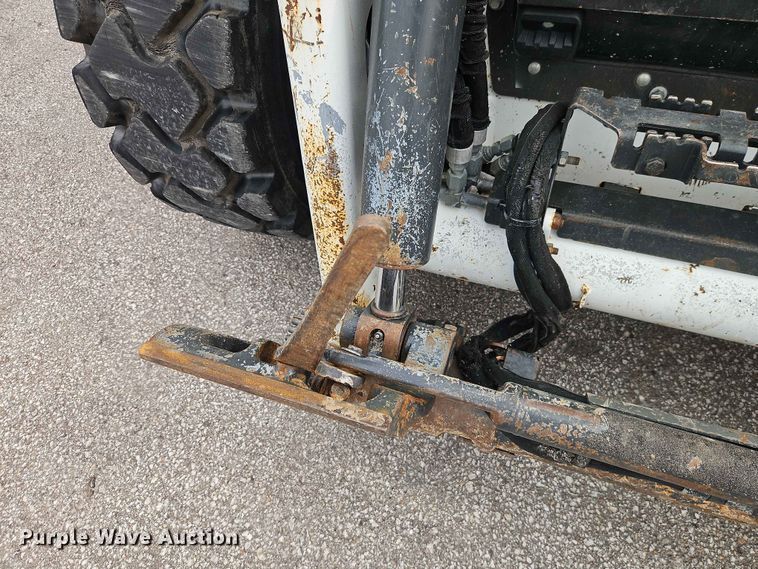image for item DQ7808 2020 Bobcat S76 skid steer loader