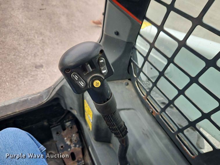 image for item DQ7808 2020 Bobcat S76 skid steer loader