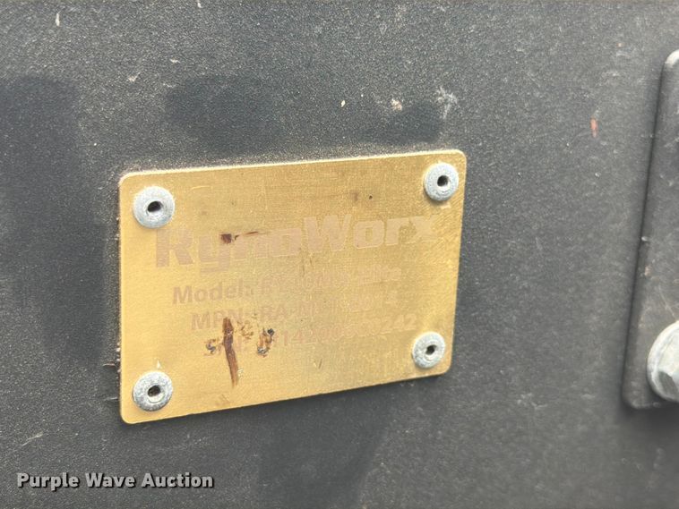 image for item DQ7810 Elite RynaWorx crack sealer