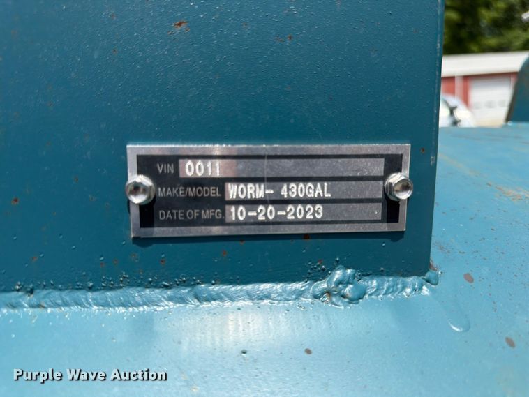 image for item DQ7811 2023 Worm seal coat tank