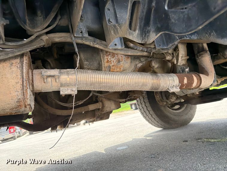 image for item DQ7812 1999 Sterling L9511 dump truck