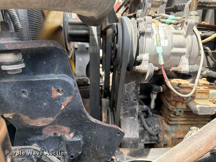 image for item DQ7812 1999 Sterling L9511 dump truck