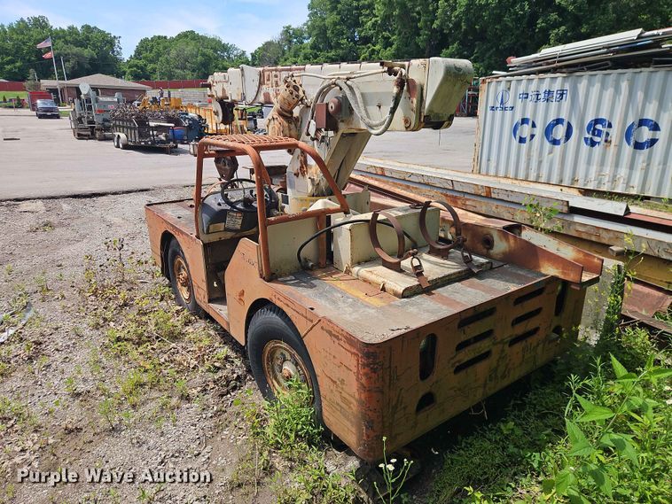 image for item DQ7815 Drott 85RM2 crane