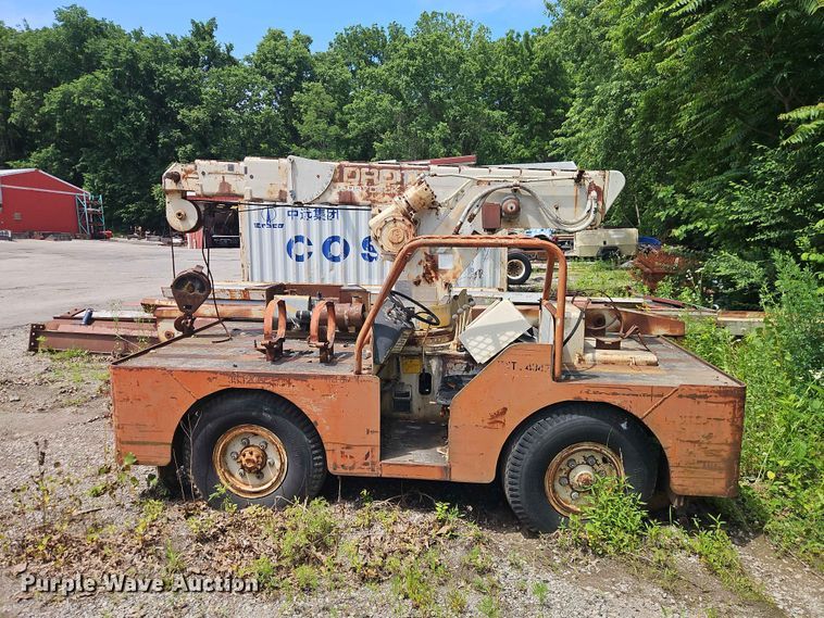 image for item DQ7815 Drott 85RM2 crane
