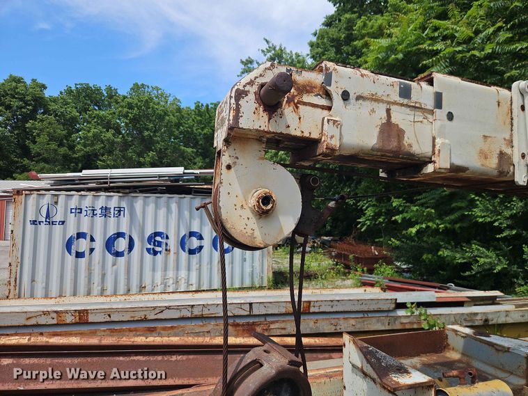 image for item DQ7815 Drott 85RM2 crane