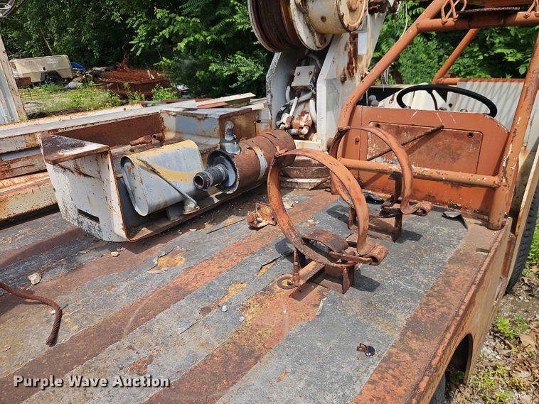 image for item DQ7815 Drott 85RM2 crane
