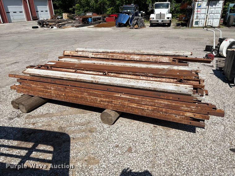image for item DQ7816 Concrete forms