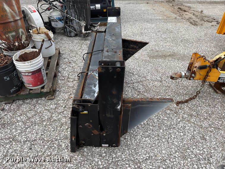 image for item DQ7819 Tommy Gate Co. end gate lift