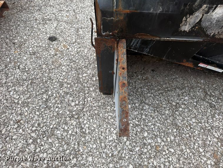 image for item DQ7819 Tommy Gate Co. end gate lift